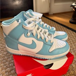 Nike Dunk Hi Retro in Blue Chill. Big Kids Size 6.5 (fits women’s size 8)